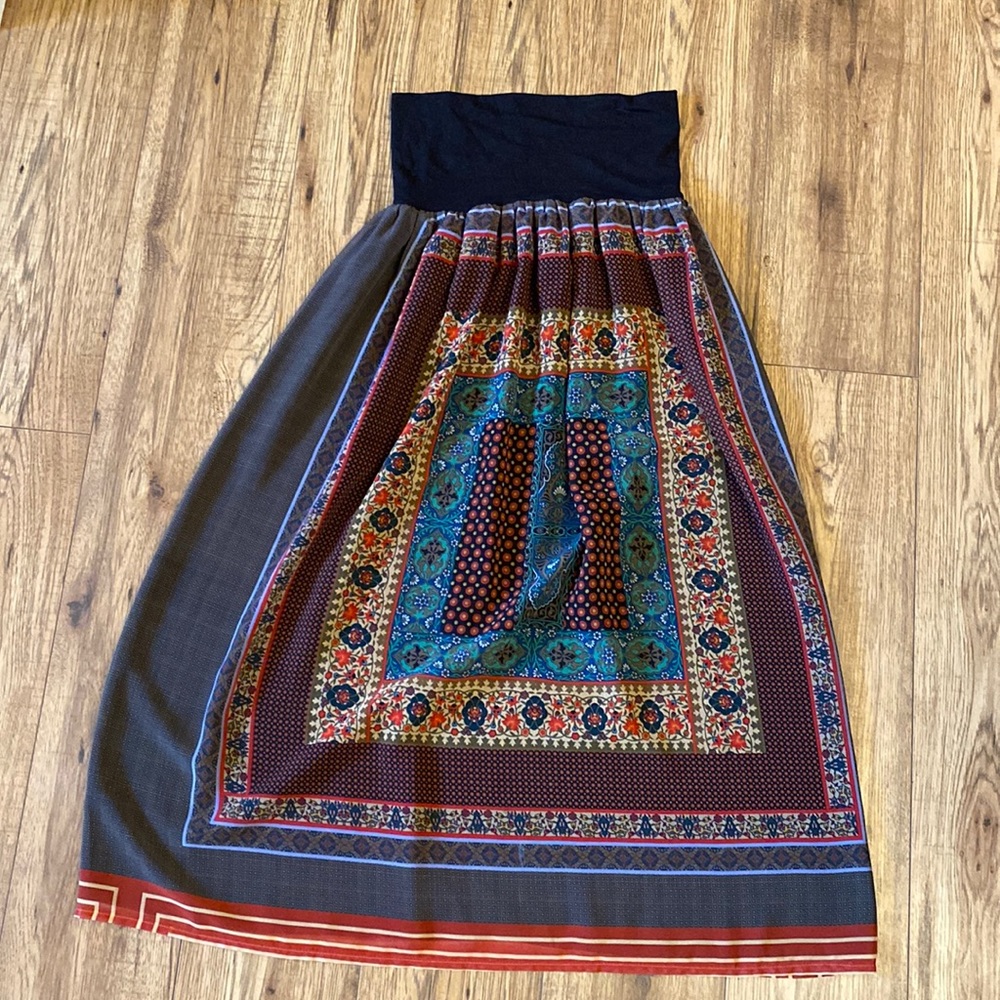 XS Dream Daily Floral Maxi Skirt